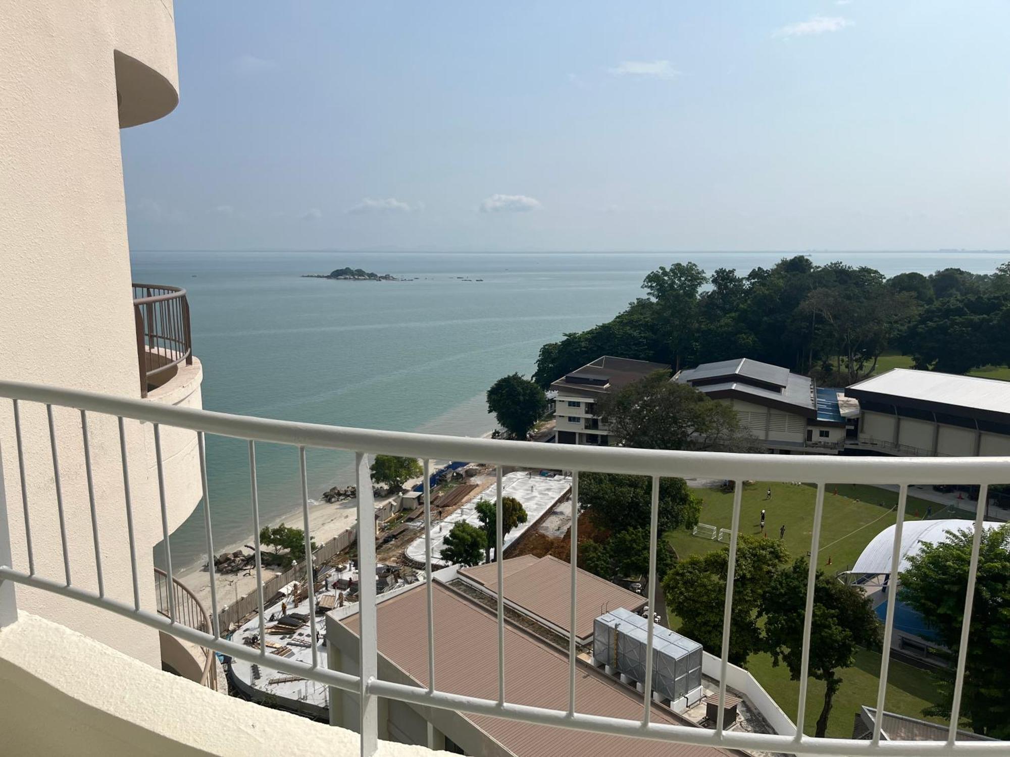 Paradise By The Sea In Penang By Veron At Rainbow Paradise Танджунг-Бунга Экстерьер фото