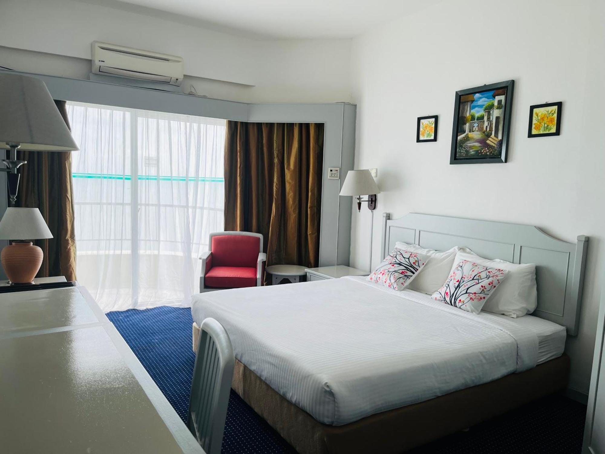 Paradise By The Sea In Penang By Veron At Rainbow Paradise Танджунг-Бунга Экстерьер фото