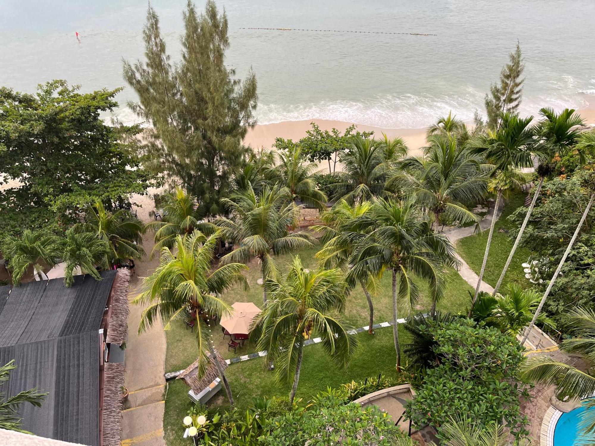 Paradise By The Sea In Penang By Veron At Rainbow Paradise Танджунг-Бунга Экстерьер фото